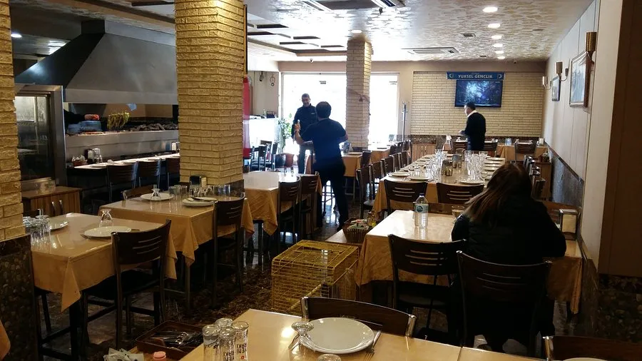 Ceyhan Kebap Salonu - Seyhan Adana