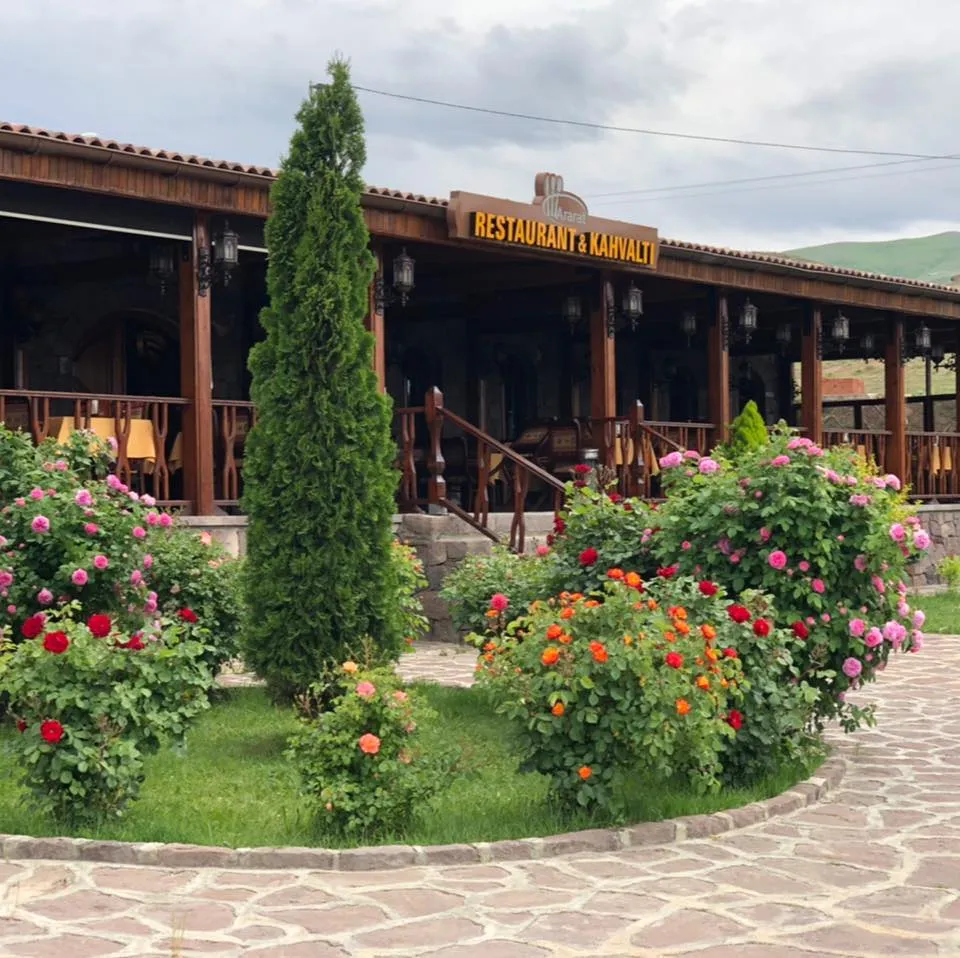 Ararat Restaurant ve Kahvaltı Salonu - Doğubayazıt Ağrı