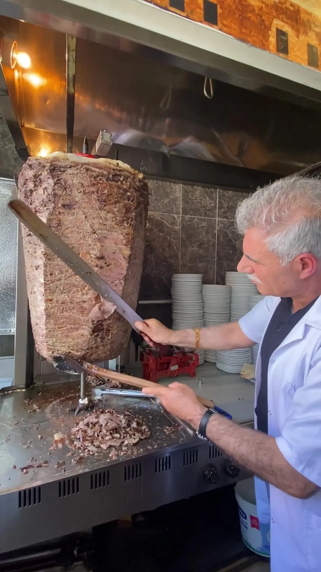 Meşhur Ağrı D&ouml;nercisi - Hamur Ağrı