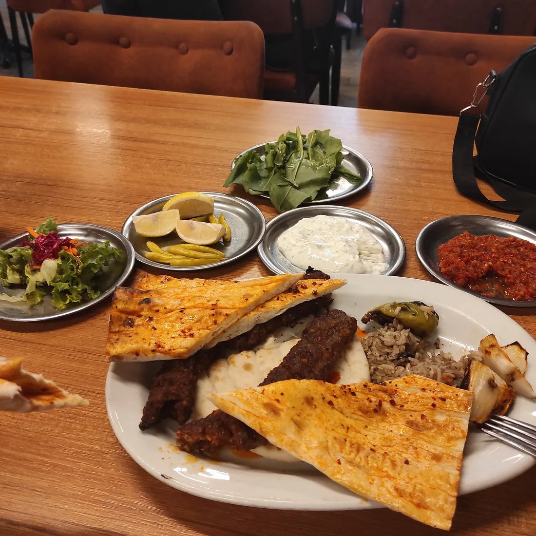 OYSA SOS D&Ouml;NER &SULU YEMEK& KAHVALTI &&Ccedil;ORBA SALONU - Ortak&ouml;y Aksaray