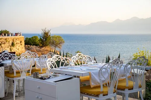 Sauvignon Restaurant - Hopa Artvi̇n