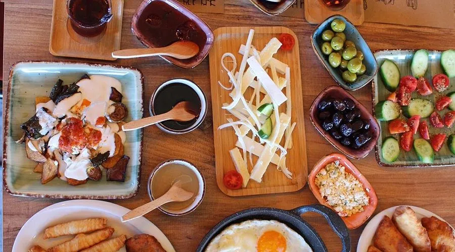 Taş Ev Brunch - Kuşadası Aydın