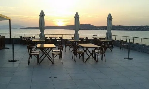 Ayvalık Deniz Yıldızı Restoran - Balikesi̇r