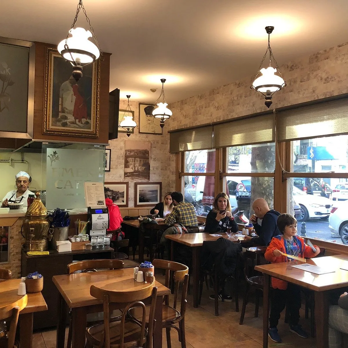 Emek Lokantasi - Boz&uuml;y&uuml;k Bi̇leci̇k