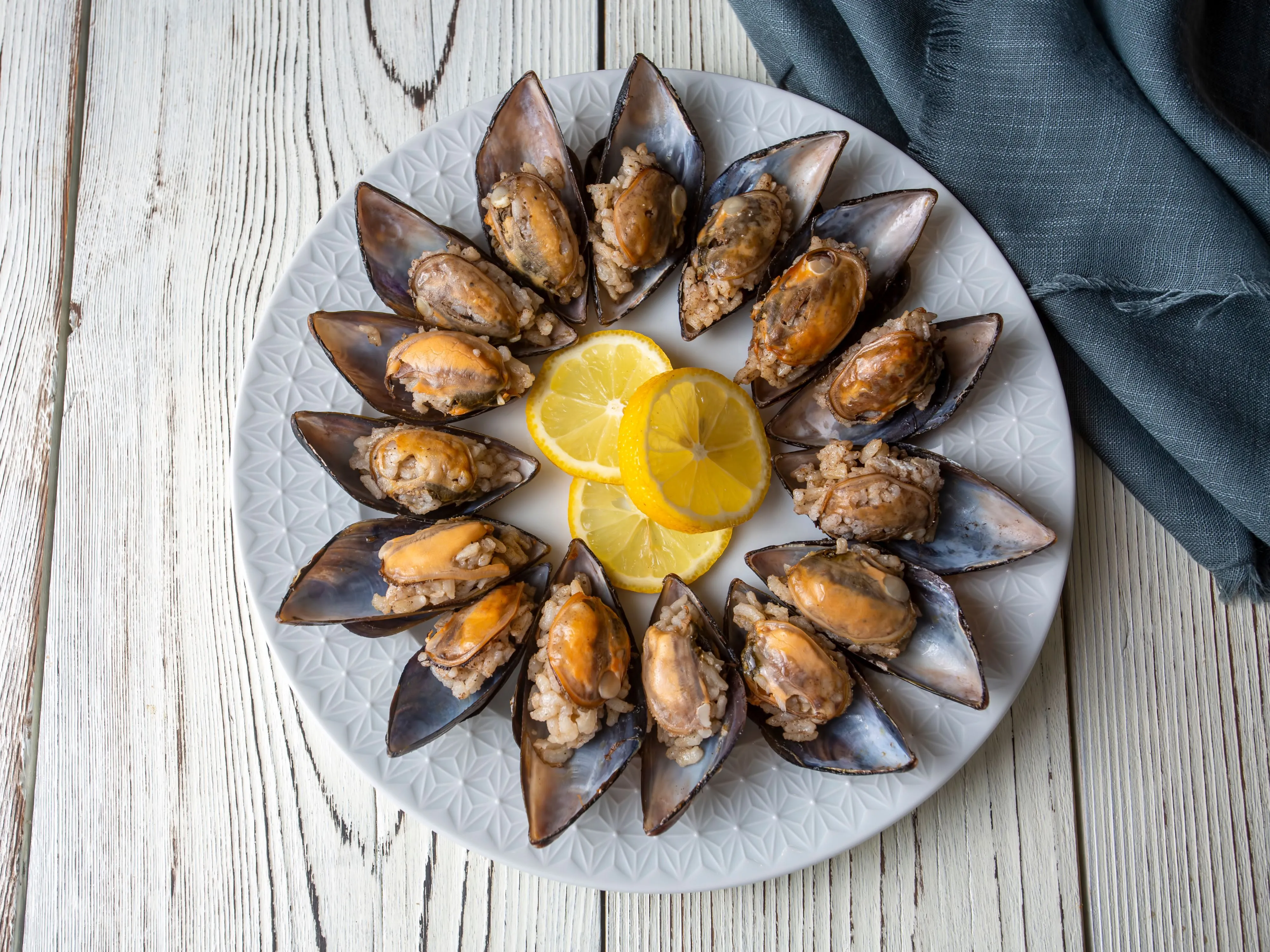 Boz&uuml;y&uuml;k midyeci kaya - Boz&uuml;y&uuml;k Bi̇leci̇k