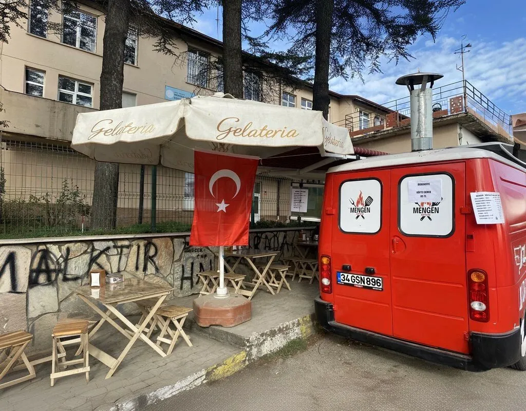 Mengen k&ouml;ftecisi - Mengen Bolu