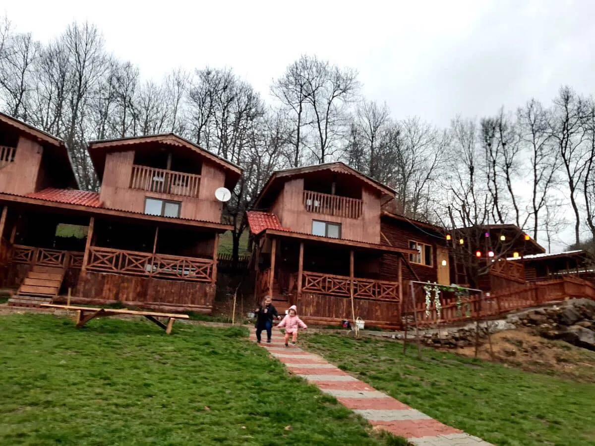 Pehlevan Alabalık ve Konaklama Tesisi - Keles Bursa