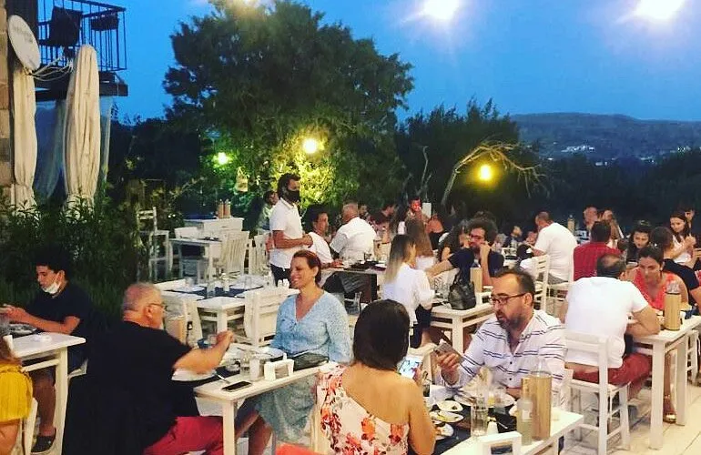 Son Vapur Otel / Restaurant - G&ouml;k&ccedil;eada &Ccedil;anakkale