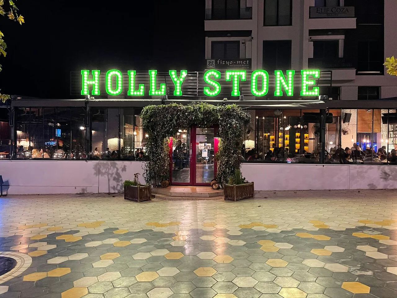 Dağal Meydan Kıraathanesi - Baklan Denizli