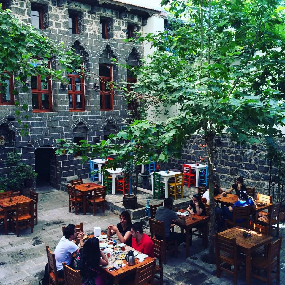 Saray Kapı Kahvaltı & Cafe - Sur Diyarbakır