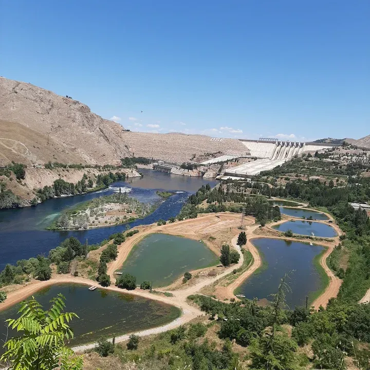 K&Ouml;PR&Uuml;BAŞI CAFE-RESTAURANT - Keban Elaziğ