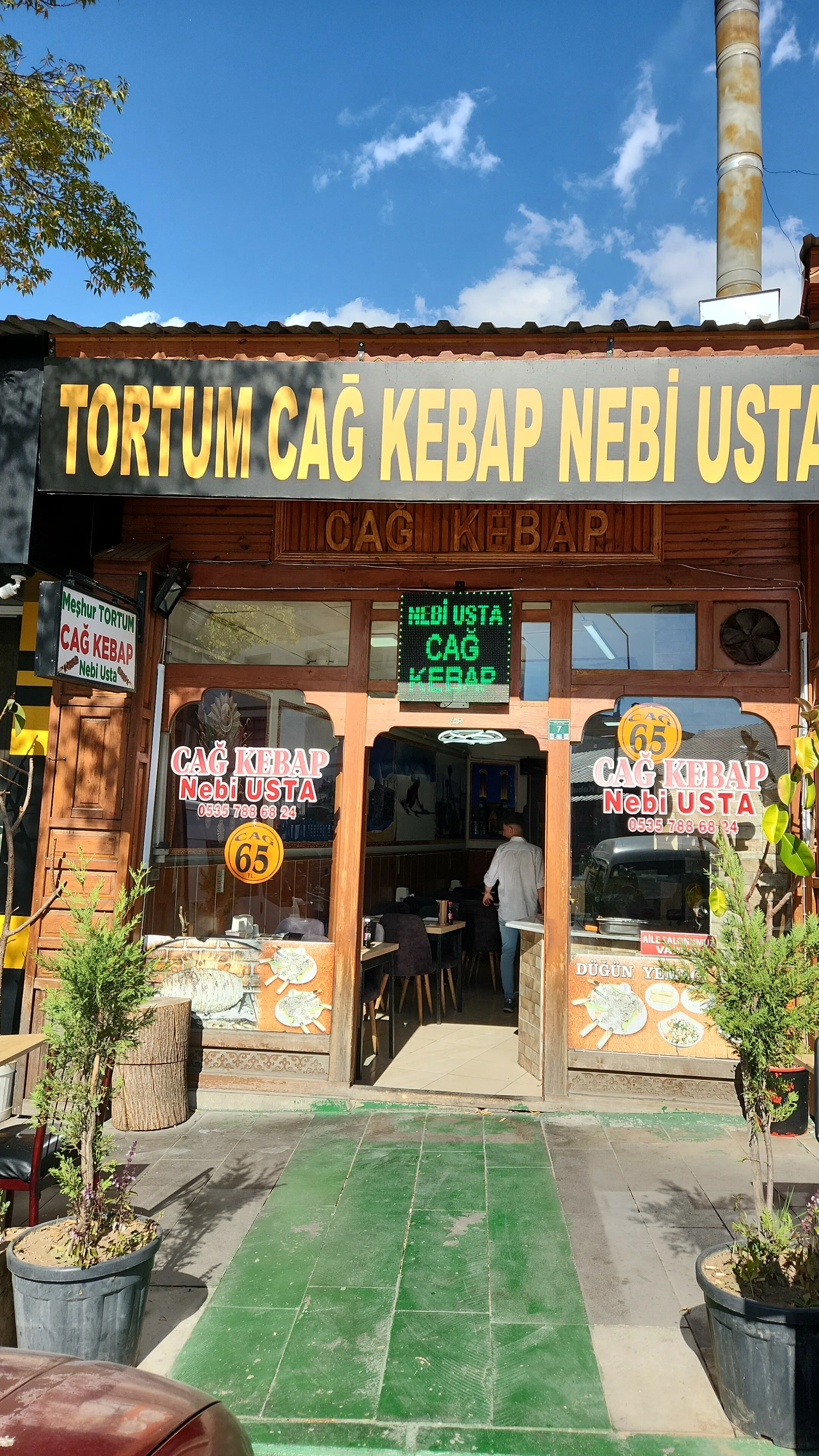 NEBİ USTA TORTUM CAĞ KEBAP - Tortum Erzurum