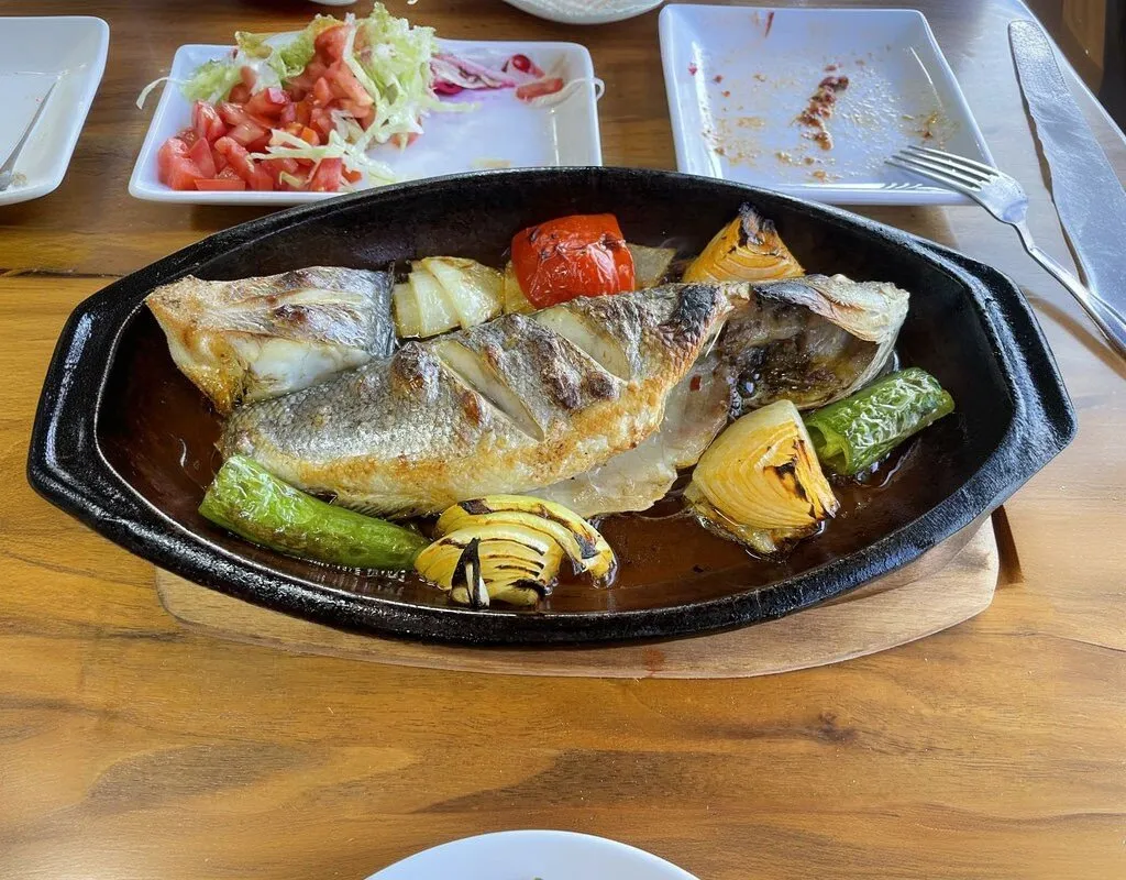 &Ouml;zdamak Ocakbaşı Et Ve Balık Lokantası - Y&uuml;ksekova Hakkari̇