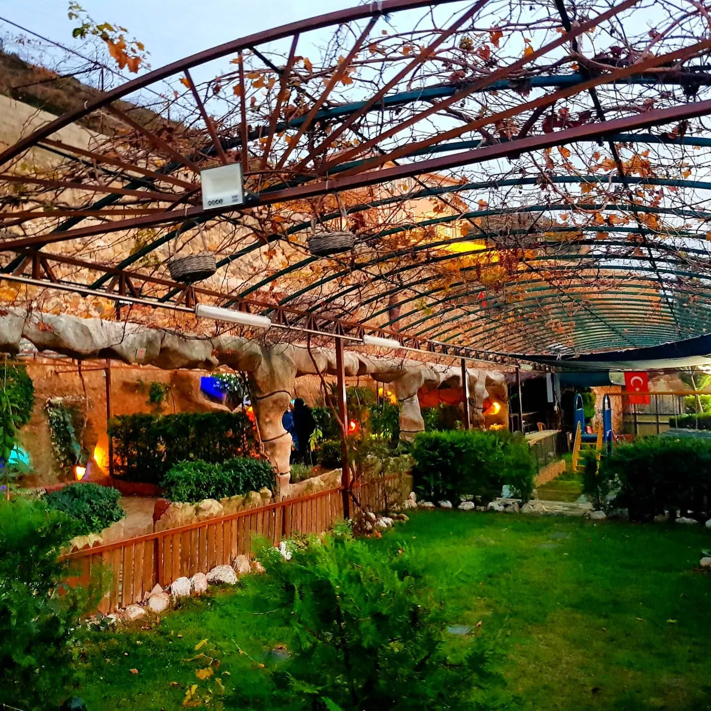 Keyfi Bah&ccedil;e Restaurant - Antakya Hatay