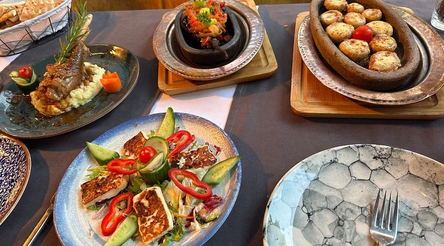 Novas Hagiasophia Restaurant - Beyoğlu İstanbul