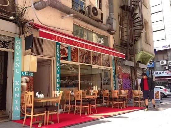 G&uuml;ven&ccedil; Konyalı - G&uuml;ng&ouml;ren İstanbul