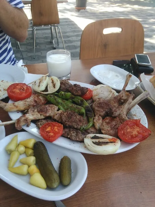 Hikmet Usta Kuzu Tandır Ocakbaşı - Sancaktepe İstanbul