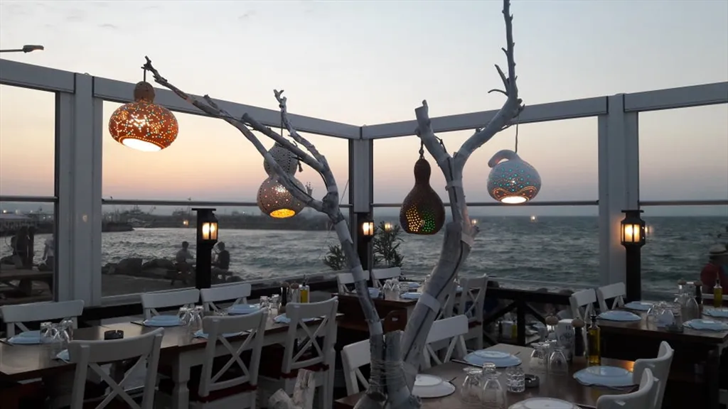 Simge Balık restaurant - G&uuml;zelbah&ccedil;e İzmir