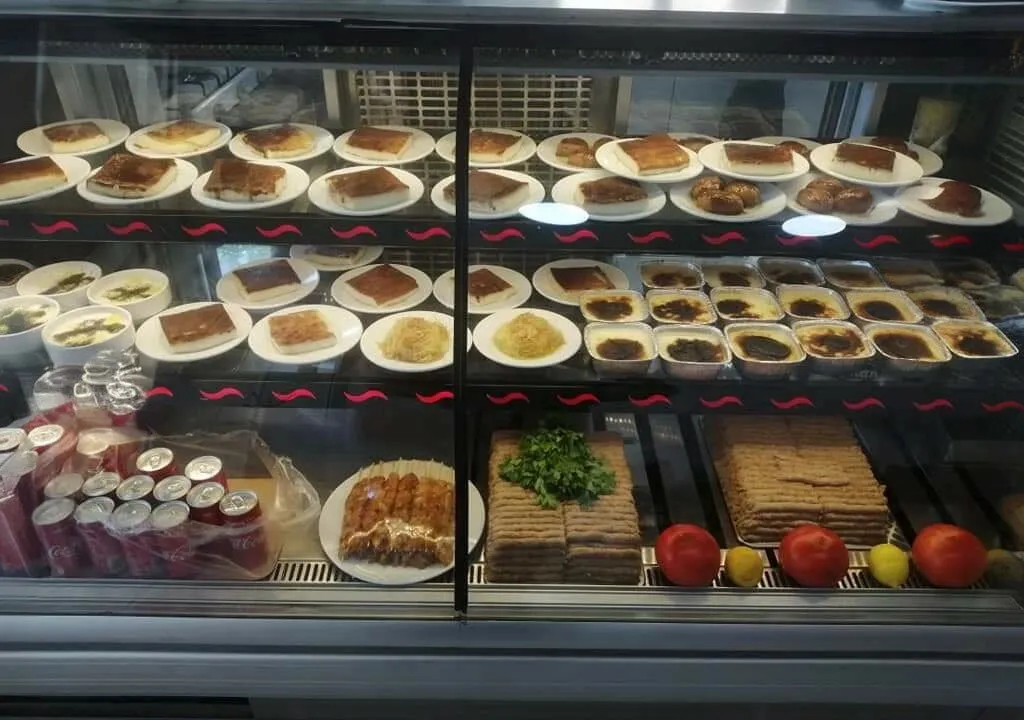 Merkez lokantası karaburc - Kiraz İzmir