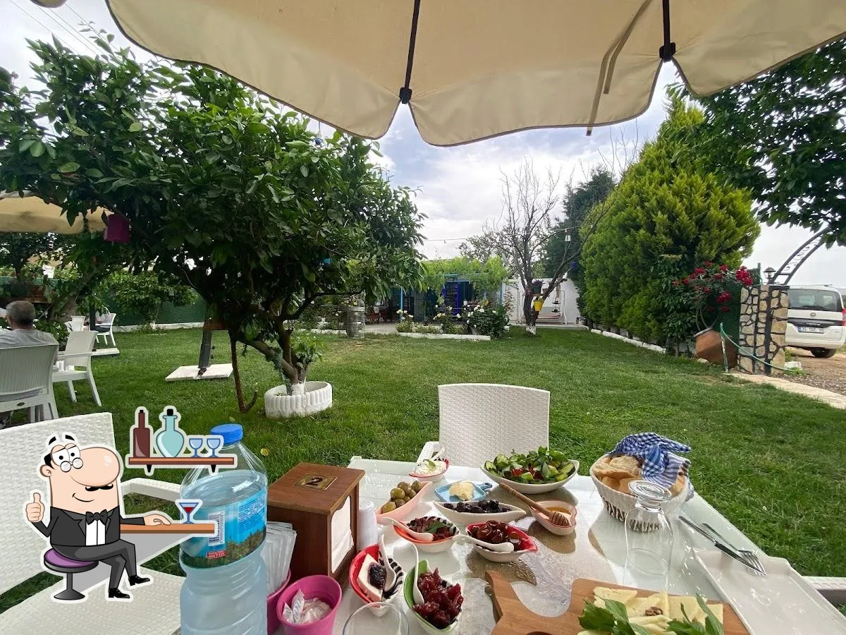 Seferihisar &Ccedil;iftlik Kahvaltı&Restaruant - Seferihisar İzmir