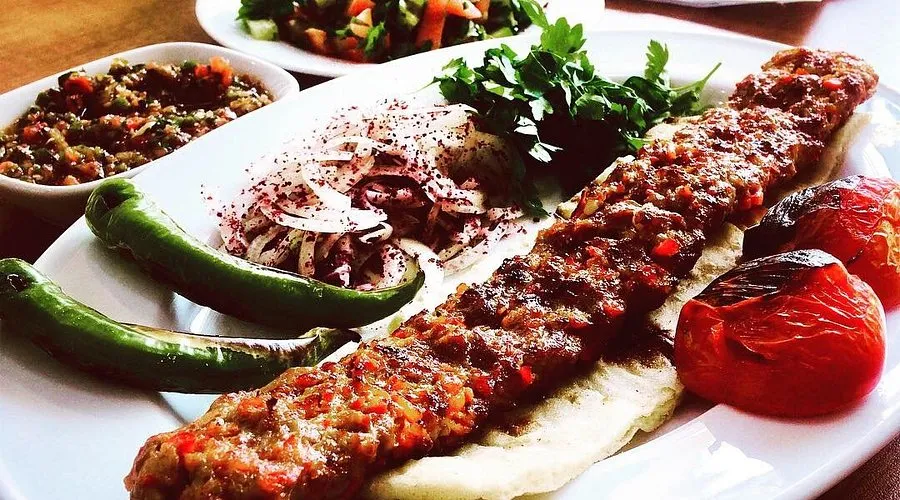 &Uuml;stat Kebap - Bayraklı İzmir