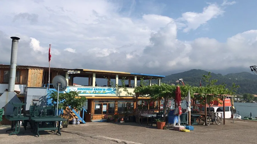 Gideroslu Kazım'ın yeri - Cide Kastamonu