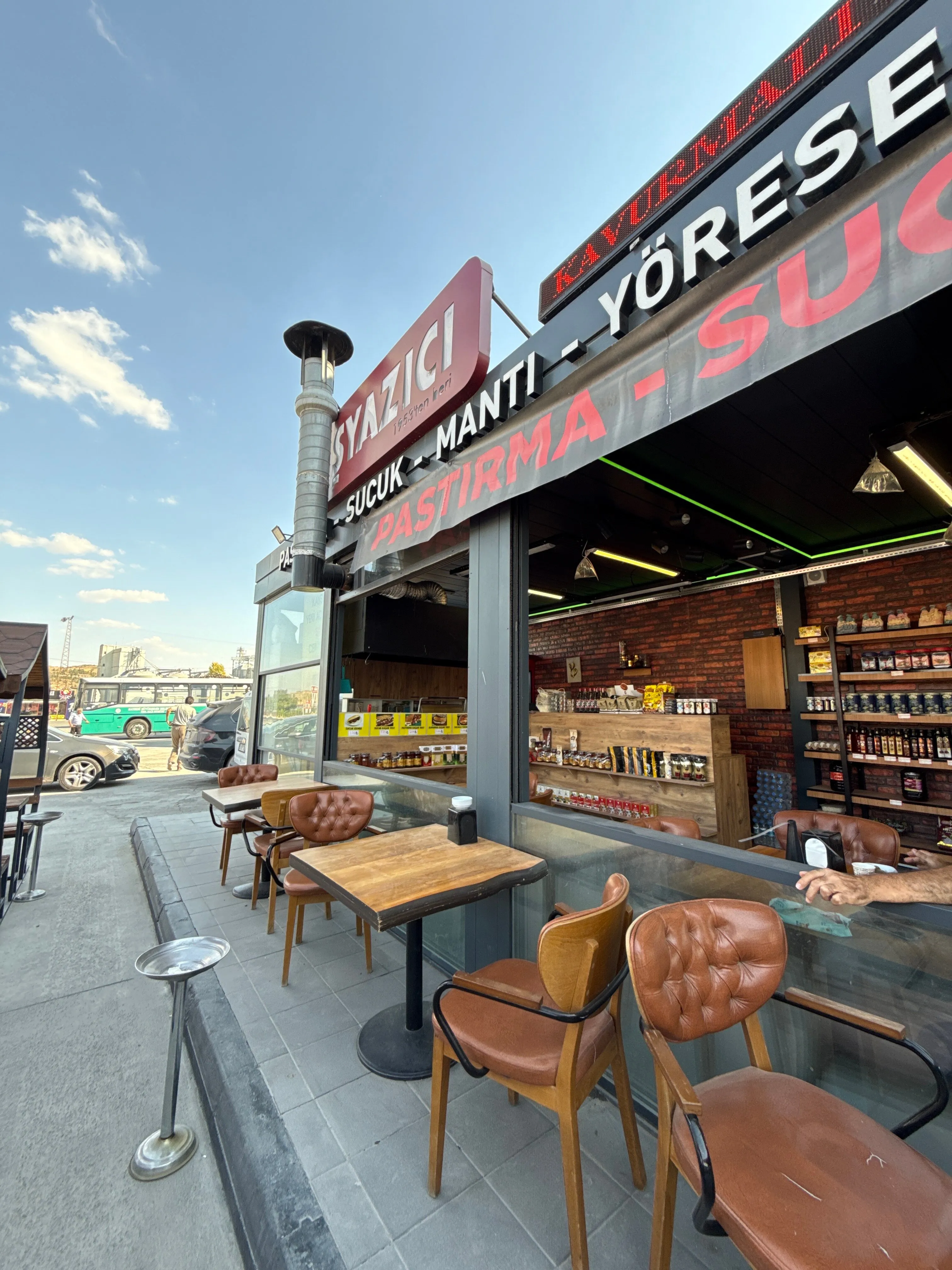 Pasuma Pastırma Sucuk Evi ve Kahvaltı salonu - Kayseri