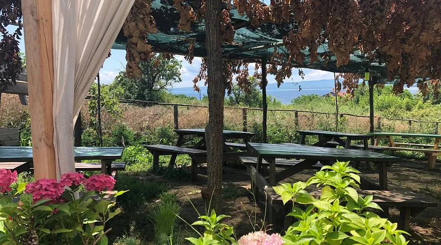 Uğur'un Yeri Kahvaltı, Et ve Konaklama - Demirköy Kırklareli