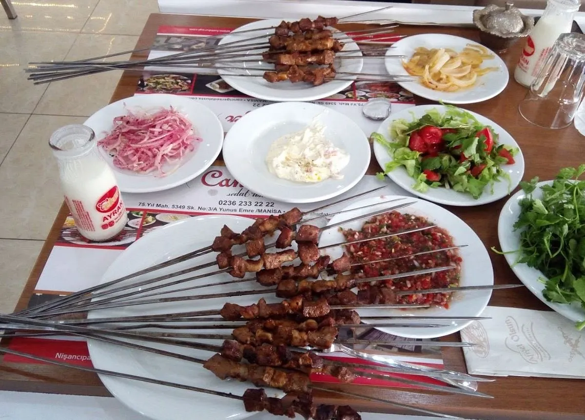 MeŞhUr CiĞeRcİ UsTaM - Ahmetli Mani̇sa