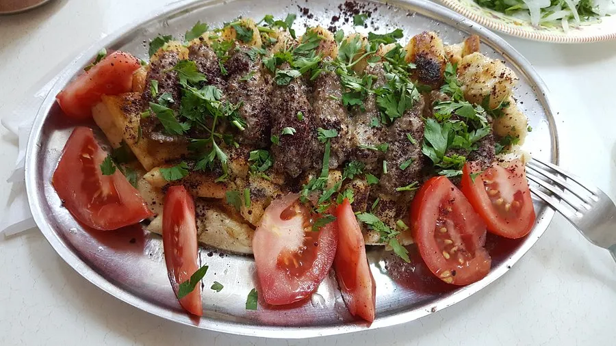 Tarihi Manisalı Kebap&ccedil;ı - Turgutlu Mani̇sa