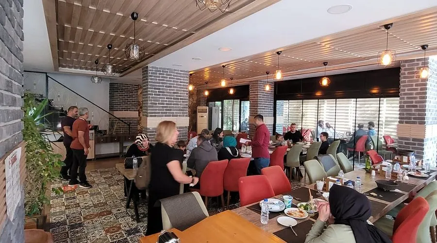 Dostlar Lokantası - Midyat Mardin