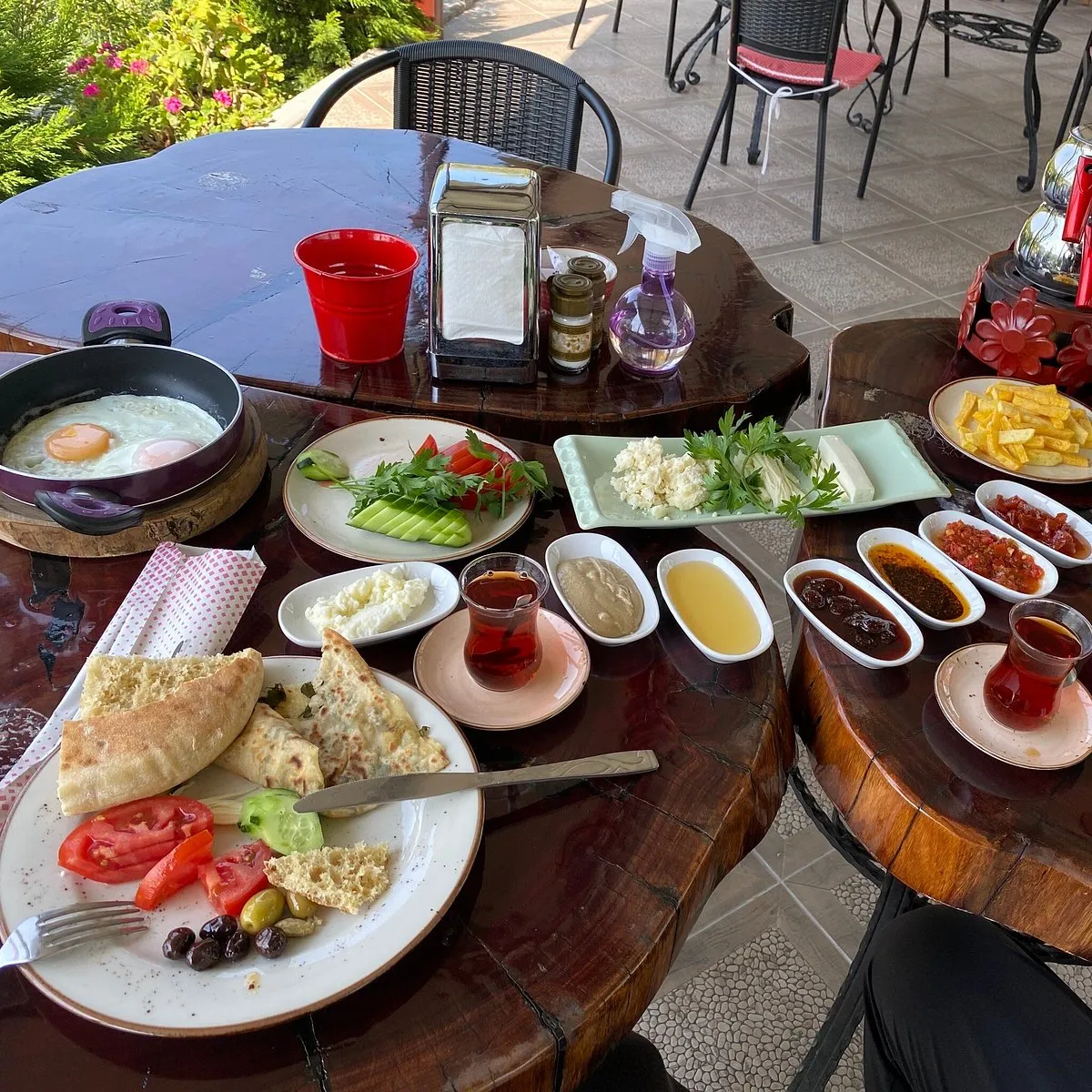 Veli Baba Kahvaltı, G&ouml;zleme, Bal ve Apiterapi Dogal &Uuml;r&uuml;nler - Dalaman Muğla