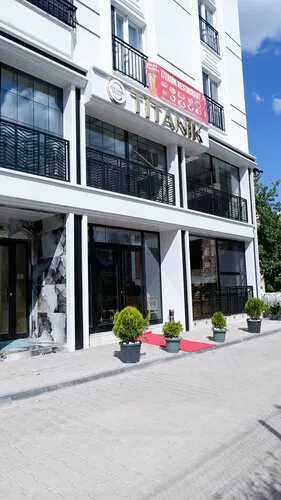 Titanik Restaurant - Zara Si̇vas