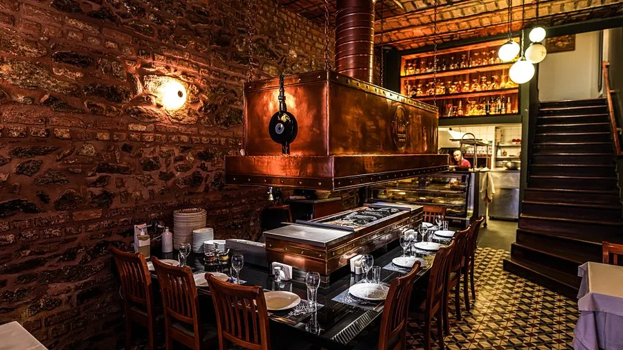 İstanbul En İyi Meyhaneler | Keyifli Sofraların Adresleri