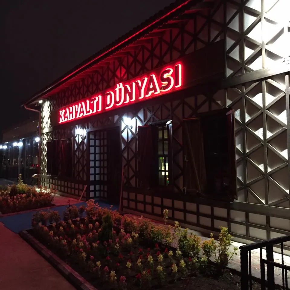 S&uuml;rmene Kahvaltı D&uuml;nyası Cafe Restaurant - S&uuml;rmene Trabzon