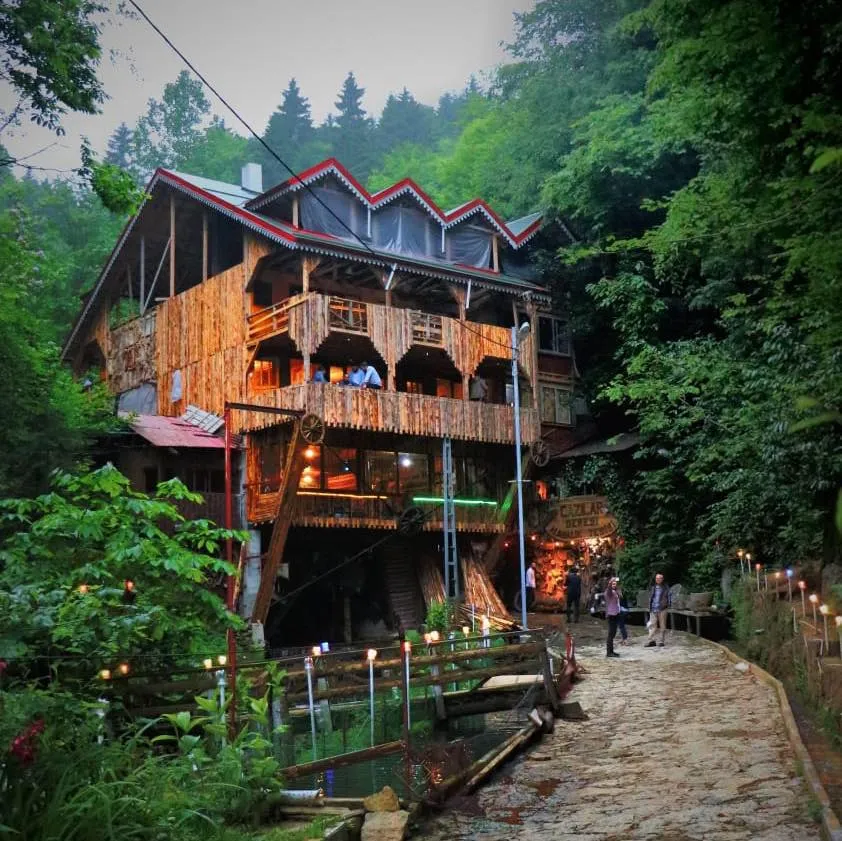 &Ouml;zdil Cazılar Deresi Alabalık Tesisi - Yomra Trabzon