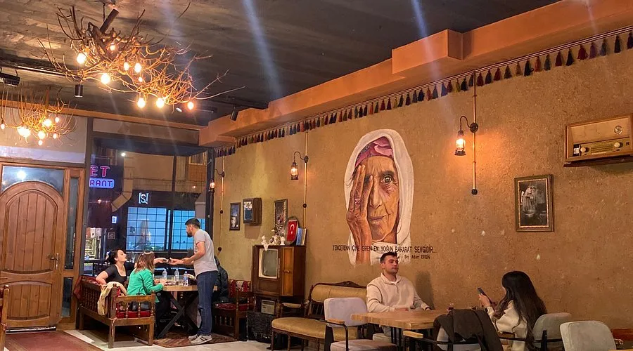 Van Menceli - Bahçesaray Van