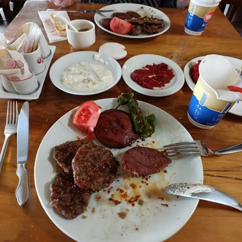 &Ouml;zineg&ouml;l Kasap Ve Izgara - Armutlu Yalova