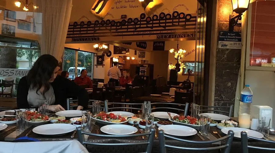 Bostanlı Meyhanesi - Karşıyaka İzmir