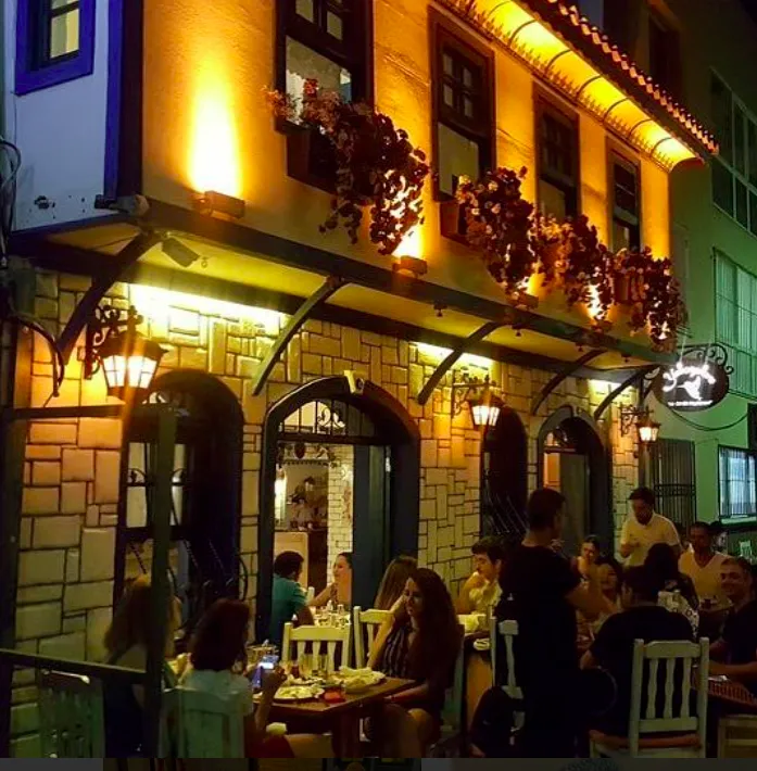 Yalı&ccedil;apkını İzmir Meyhanesi - Konak İzmir